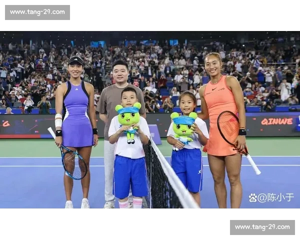 聚焦全球体育热点赛场风云与明星表现全景解析精彩赛事背后故事